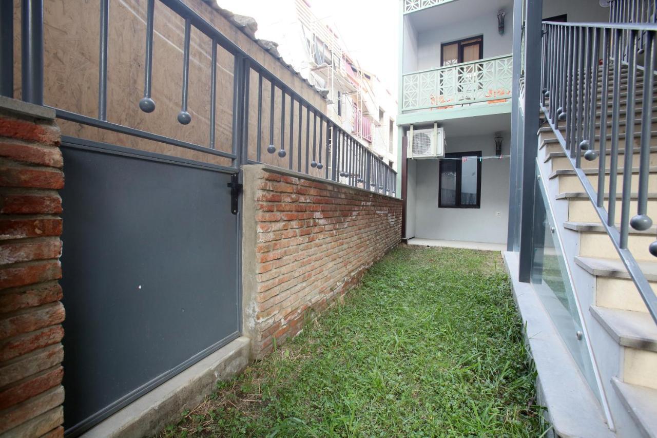 Boutique Kosher Hotel Tourfa Tiflis Exterior foto