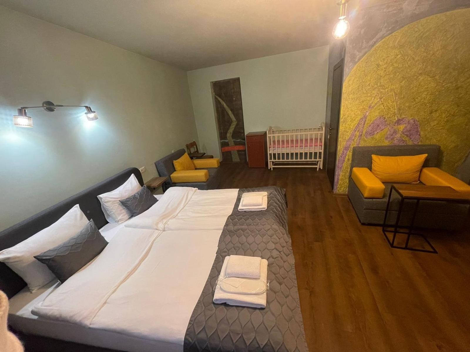 Boutique Kosher Hotel Tourfa Tiflis Exterior foto
